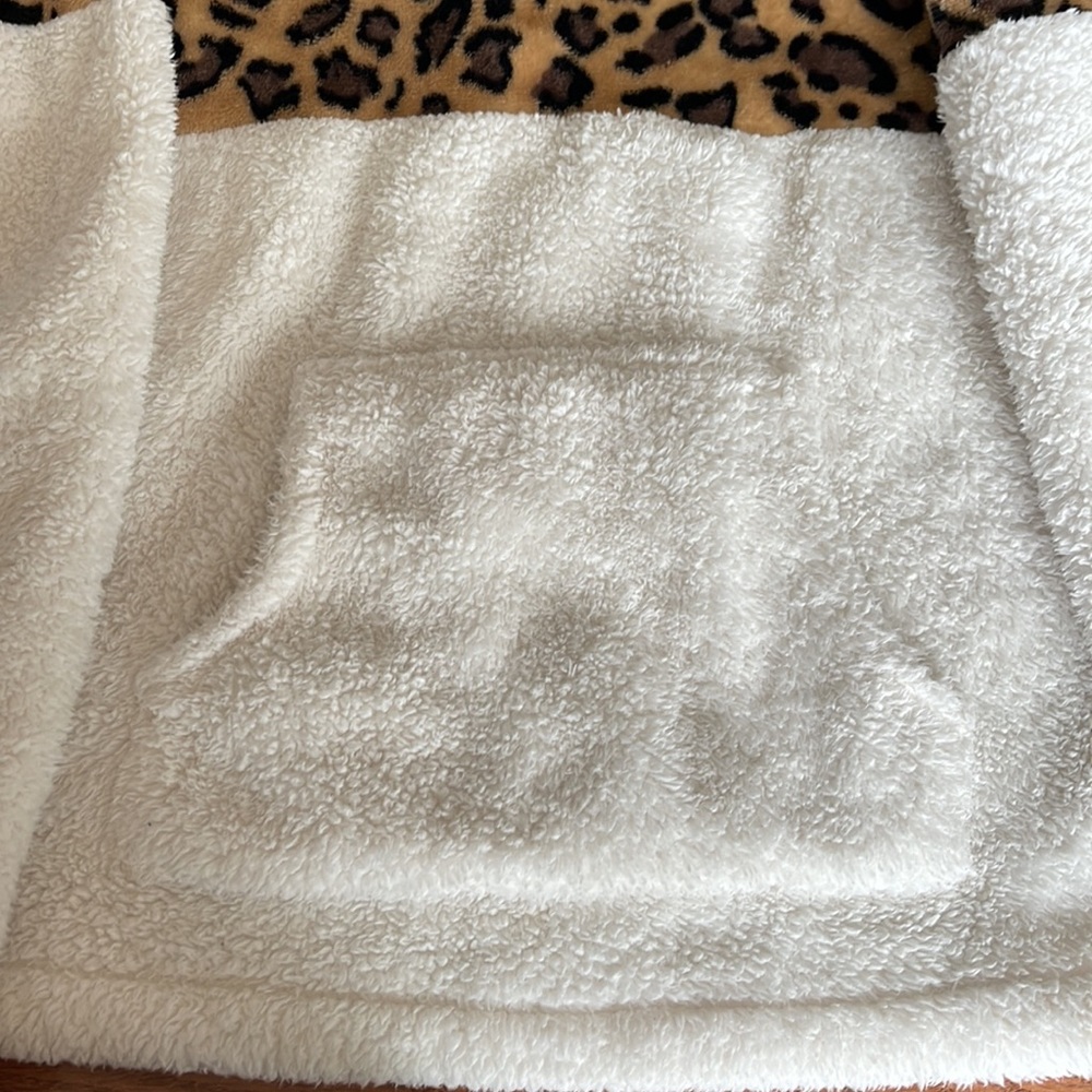 3/4 zip Sherpa - Picture 2 of 3